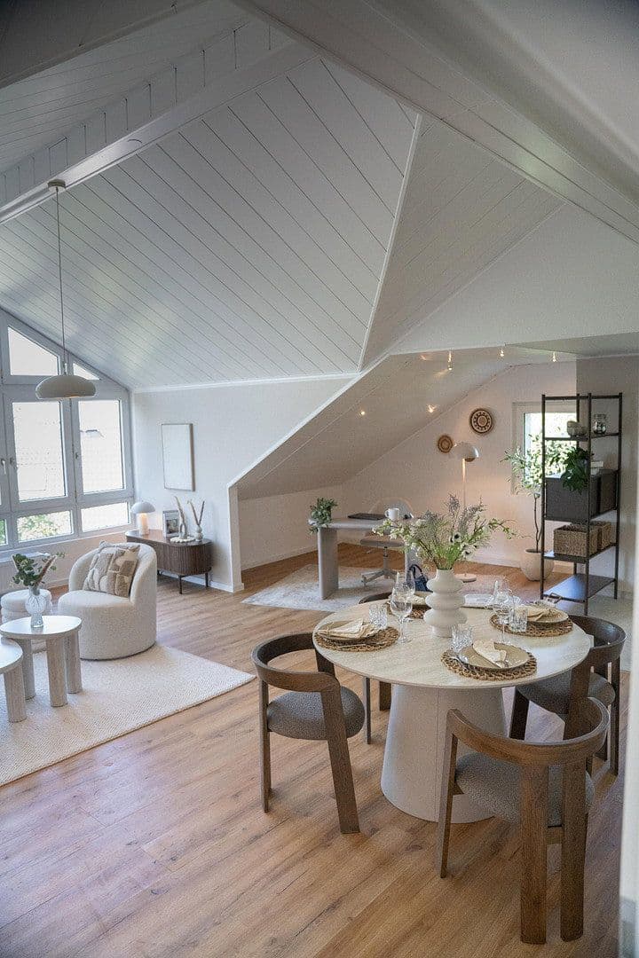 Prodej bytu 2+kk 76 m², Mülhein an der Ruhr, Severní Porýní-Vestfálsko Prodej bytu 2+kk 76 m², Mülhein an der Ruhr, Severní Porýní-Vestfálsko