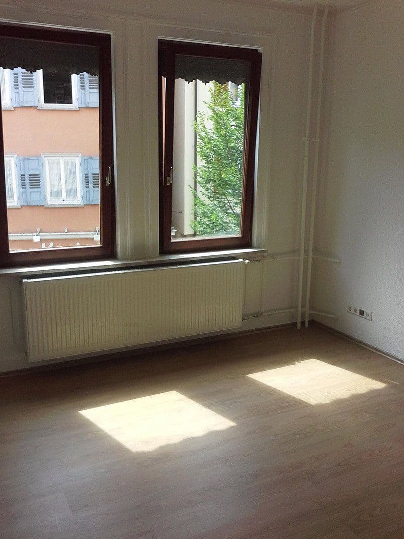 Pronájem bytu 2+1 76 m², Rottenburg am Neckar, Bádensko-Württembersko Pronájem bytu 2+1 76 m², Rottenburg am Neckar, Bádensko-Württembersko