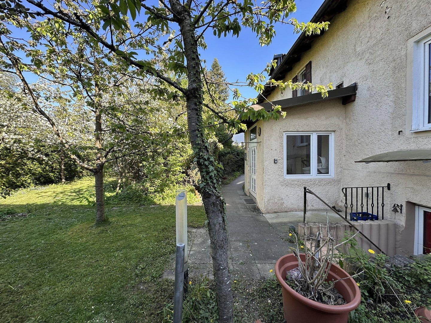Prodej domu 200 m², pozemek 731 m², Planegg, Bavorsko Prodej domu 200 m², pozemek 731 m², Planegg, Bavorsko