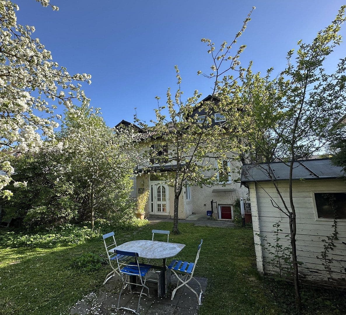 Prodej domu 200 m², pozemek 731 m², Planegg, Bavorsko Prodej domu 200 m², pozemek 731 m², Planegg, Bavorsko