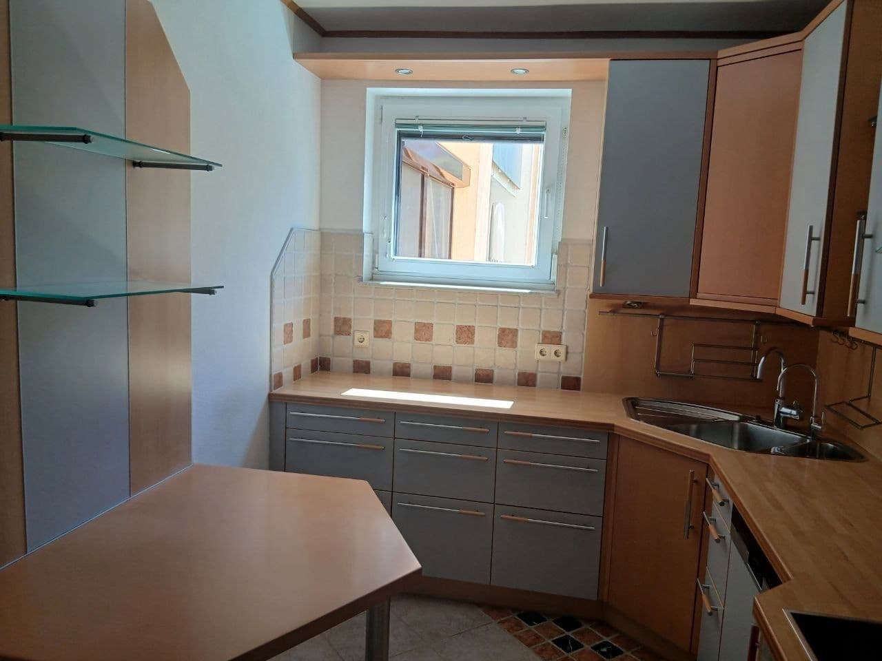 Prodej bytu 4+1 103 m², Pressbaum, Dolní Rakousko Prodej bytu 4+1 103 m², Pressbaum, Dolní Rakousko