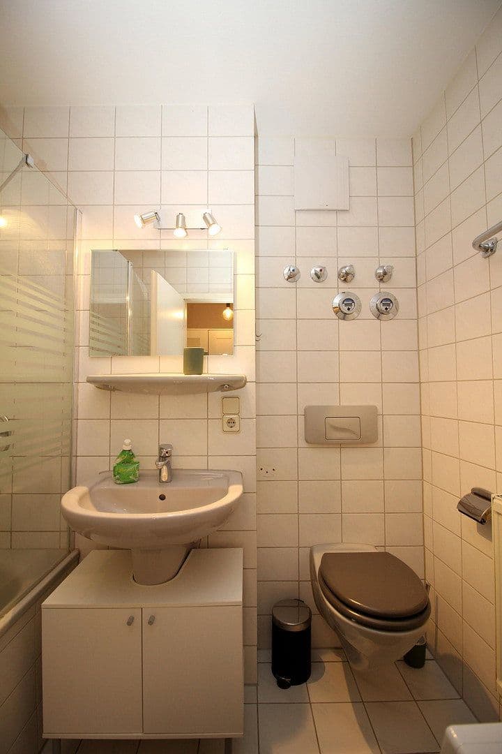 Pronájem bytu 1+1 36 m², Schorlemmerstraße 2a, Leipzig, Sasko Pronájem bytu 1+1 36 m², Schorlemmerstraße 2a, Leipzig, Sasko
