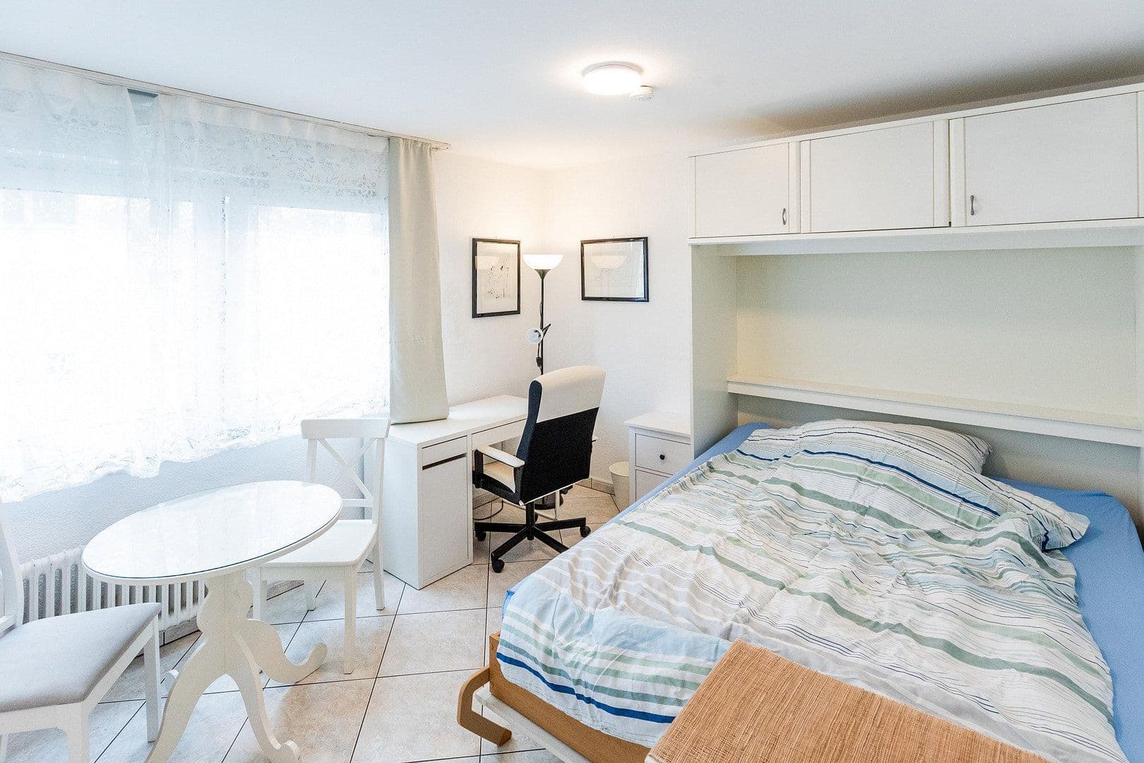 Pronájem bytu 1+1 30 m², Brückenstraße 17, Frankfurt, Hessen Pronájem bytu 1+1 30 m², Brückenstraße 17, Frankfurt, Hessen