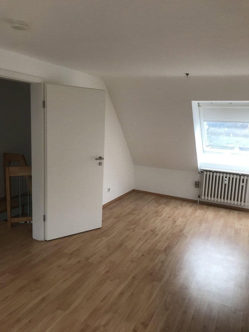 Prodej bytu 5+1 122 m², Mülheim an der Ruhr, Severní Porýní-Vestfálsko Prodej bytu 5+1 122 m², Mülheim an der Ruhr, Severní Porýní-Vestfálsko