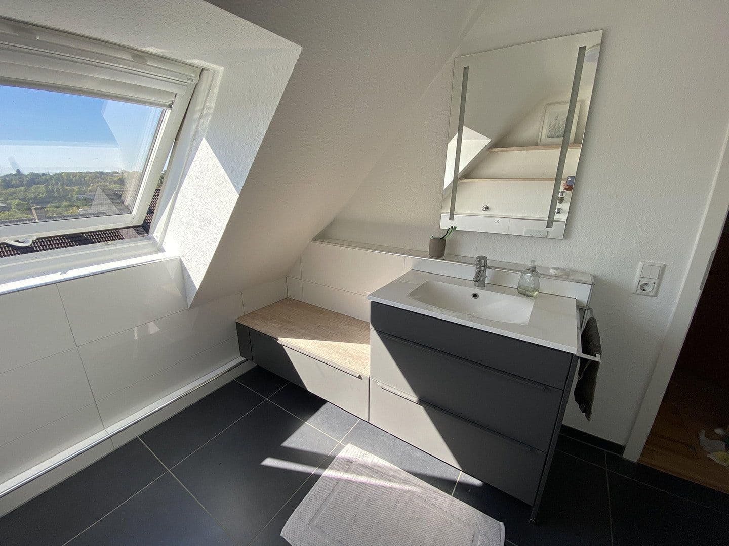 Prodej bytu 5+1 122 m², Mülheim an der Ruhr, Severní Porýní-Vestfálsko Prodej bytu 5+1 122 m², Mülheim an der Ruhr, Severní Porýní-Vestfálsko