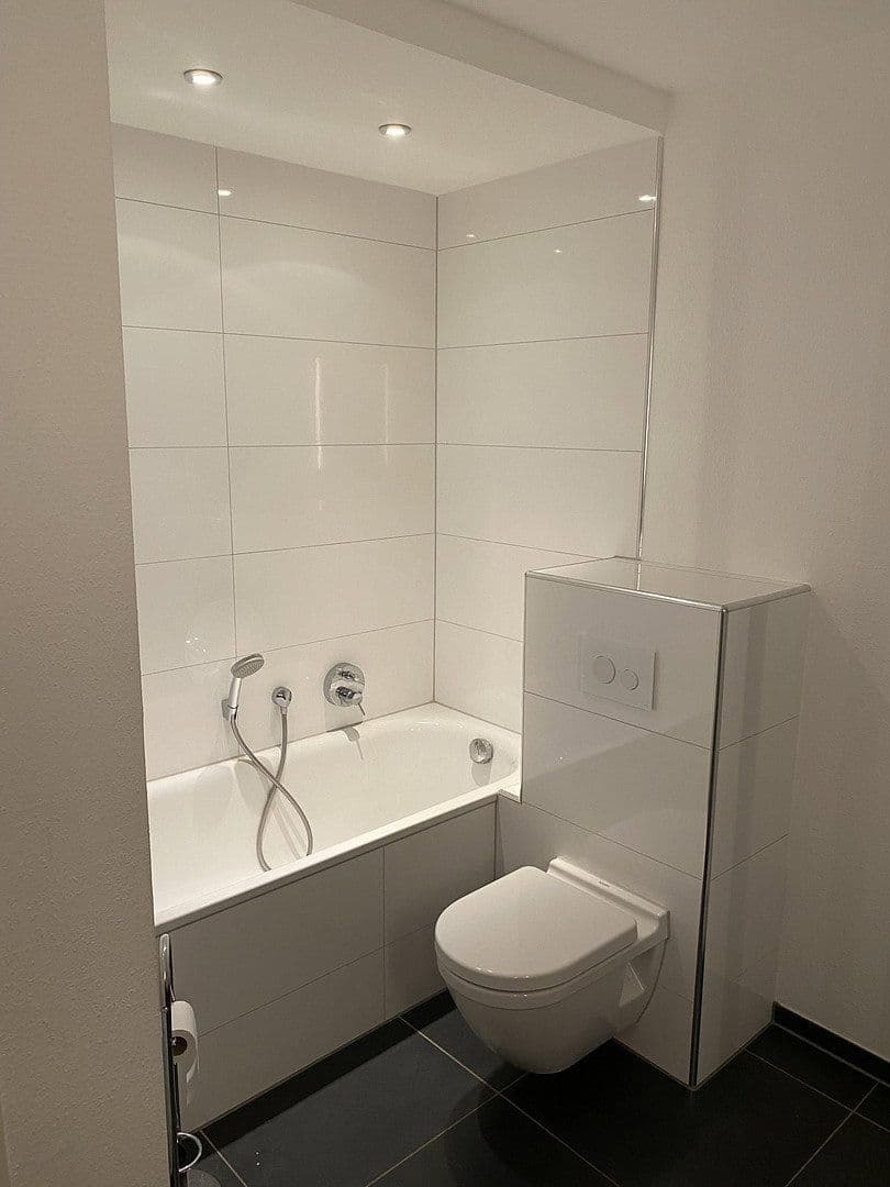 Prodej bytu 5+1 122 m², Mülheim an der Ruhr, Severní Porýní-Vestfálsko Prodej bytu 5+1 122 m², Mülheim an der Ruhr, Severní Porýní-Vestfálsko