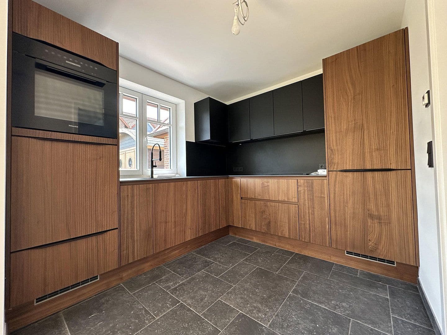 Prodej domu 121 m², pozemek 356 m², Sylt, Šlesvicko-Holštýnsko Prodej domu 121 m², pozemek 356 m², Sylt, Šlesvicko-Holštýnsko