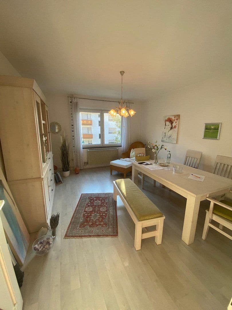 Pronájem bytu 4+1 102 m², Mathildenstraße 11, Darmstadt, Hessen Pronájem bytu 4+1 102 m², Mathildenstraße 11, Darmstadt, Hessen