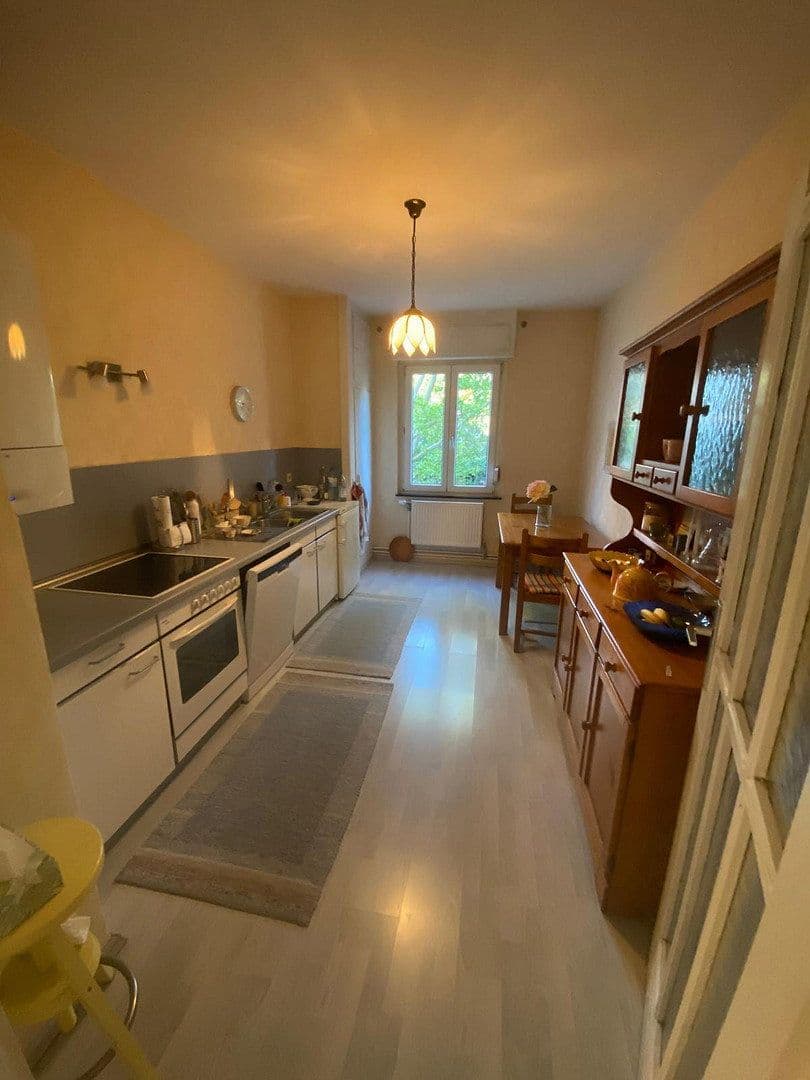 Pronájem bytu 4+1 102 m², Mathildenstraße 11, Darmstadt, Hessen Pronájem bytu 4+1 102 m², Mathildenstraße 11, Darmstadt, Hessen