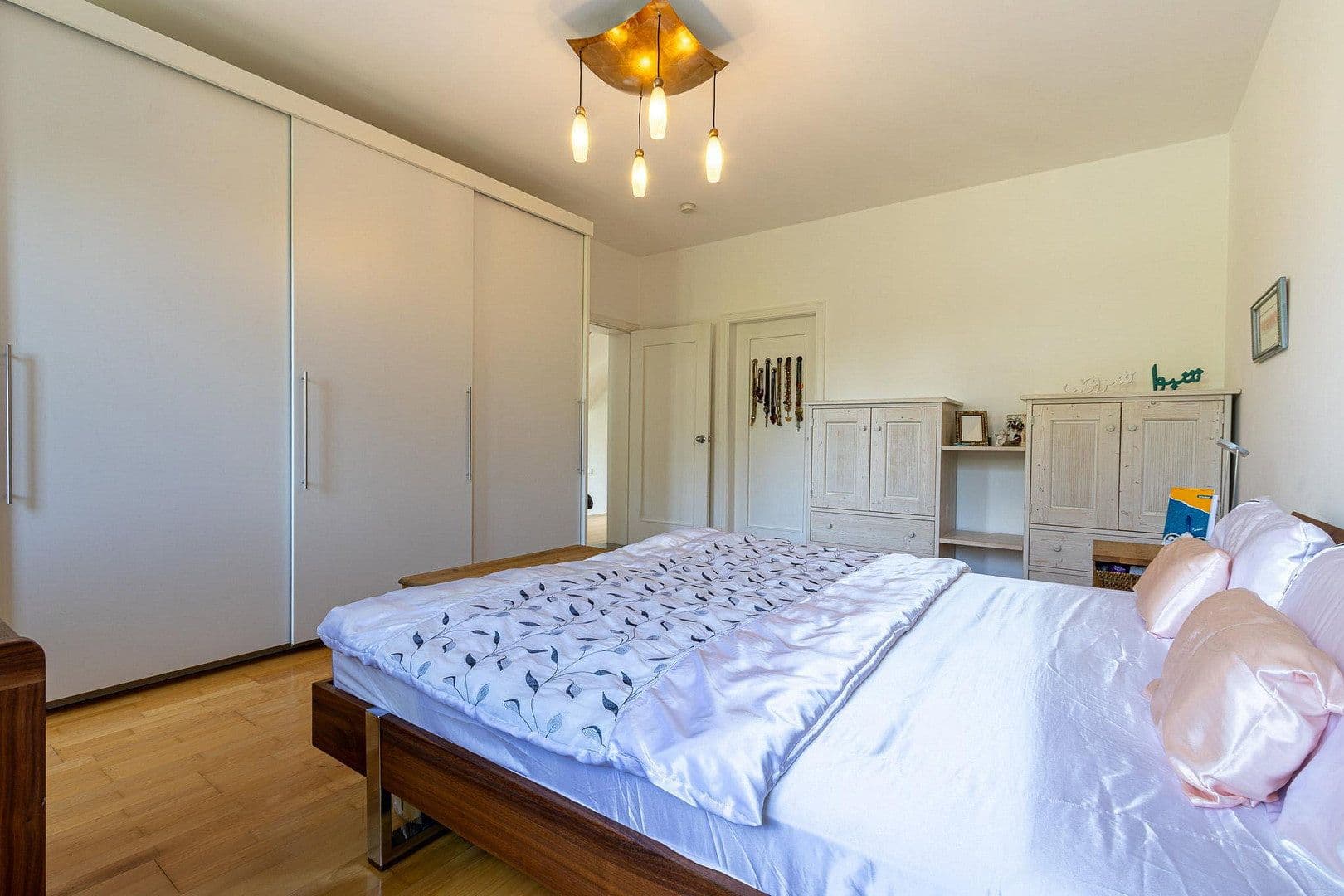 Pronájem domu 228 m², pozemek 540 m², Dortmund, Severní Porýní-Vestfálsko Pronájem domu 228 m², pozemek 540 m², Dortmund, Severní Porýní-Vestfálsko