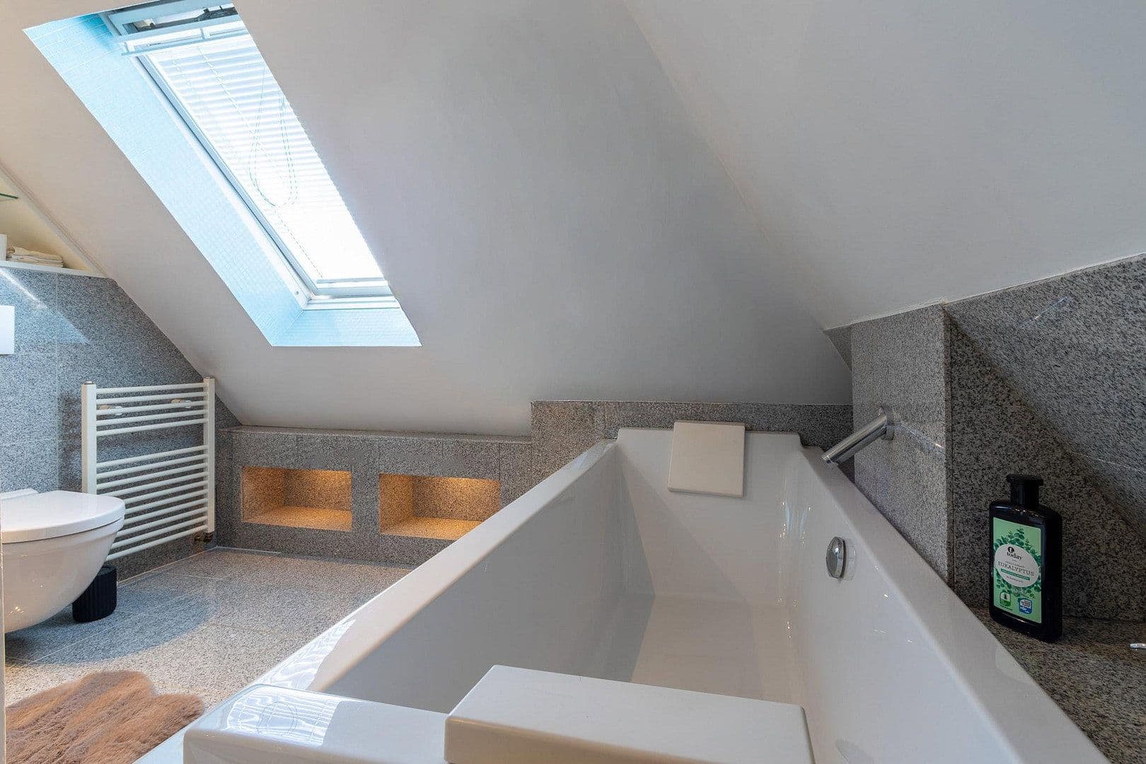 Pronájem domu 228 m², pozemek 540 m², Dortmund, Severní Porýní-Vestfálsko Pronájem domu 228 m², pozemek 540 m², Dortmund, Severní Porýní-Vestfálsko