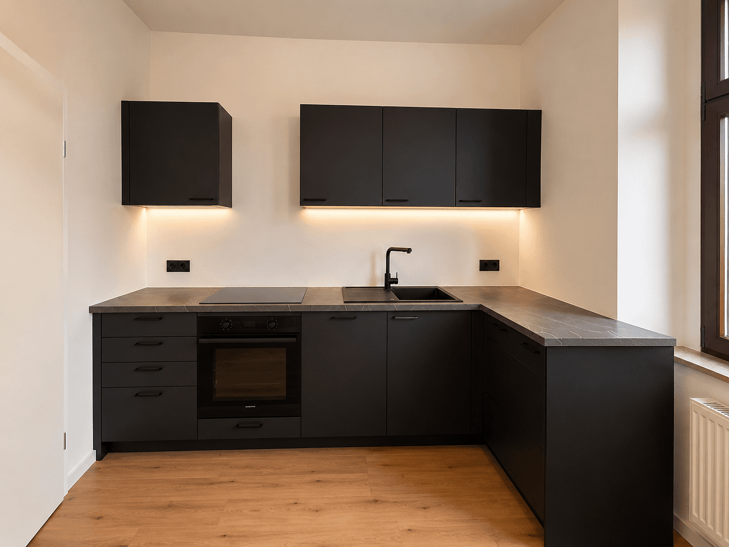 Pronájem bytu 2+1 79 m², Leibnizstr. 49, Magdeburg, Sasko-Anhaltsko Pronájem bytu 2+1 79 m², Leibnizstr. 49, Magdeburg, Sasko-Anhaltsko