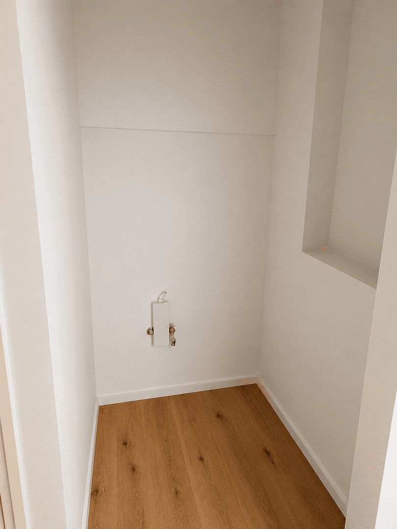 Pronájem bytu 2+1 79 m², Leibnizstr. 49, Magdeburg, Sasko-Anhaltsko Pronájem bytu 2+1 79 m², Leibnizstr. 49, Magdeburg, Sasko-Anhaltsko