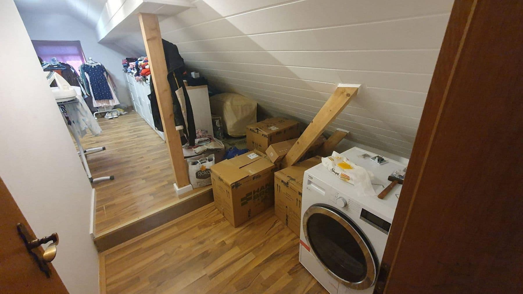 Pronájem bytu 6+1 116 m², Hauptstr.53, Dillenburg, Hessen Pronájem bytu 6+1 116 m², Hauptstr.53, Dillenburg, Hessen