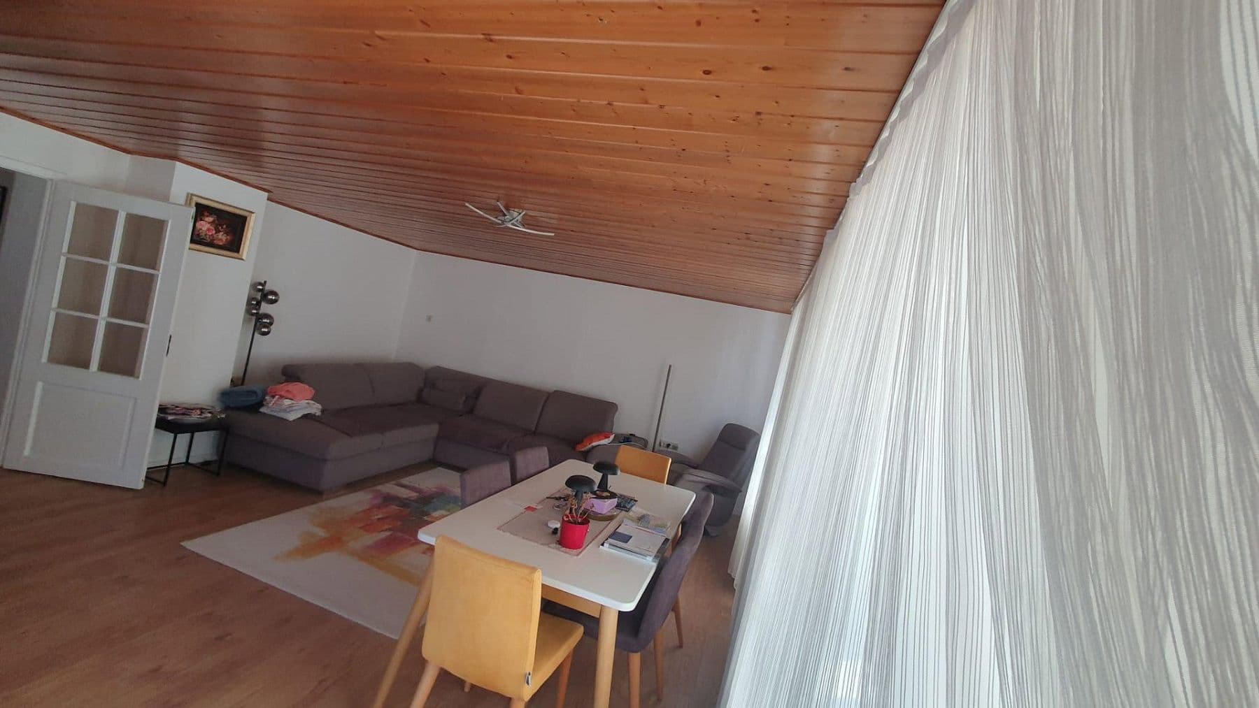 Pronájem bytu 6+1 116 m², Hauptstr.53, Dillenburg, Hessen Pronájem bytu 6+1 116 m², Hauptstr.53, Dillenburg, Hessen