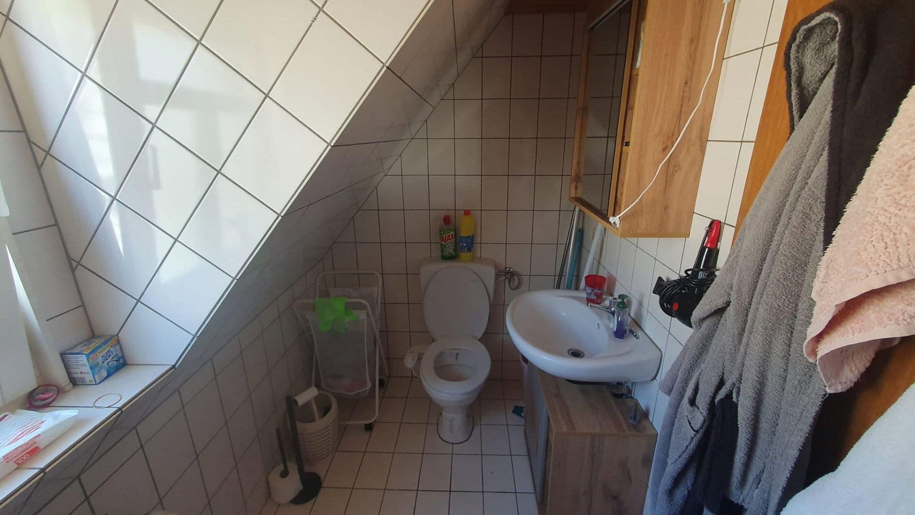 Pronájem bytu 6+1 116 m², Hauptstr.53, Dillenburg, Hessen Pronájem bytu 6+1 116 m², Hauptstr.53, Dillenburg, Hessen