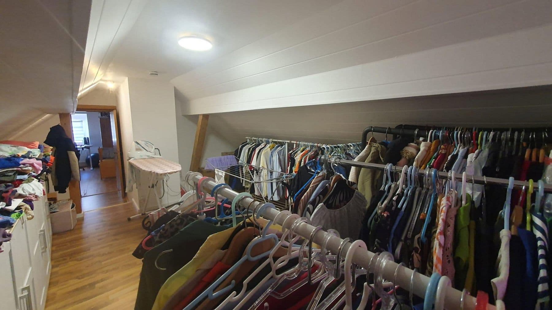 Pronájem bytu 6+1 116 m², Hauptstr.53, Dillenburg, Hessen Pronájem bytu 6+1 116 m², Hauptstr.53, Dillenburg, Hessen