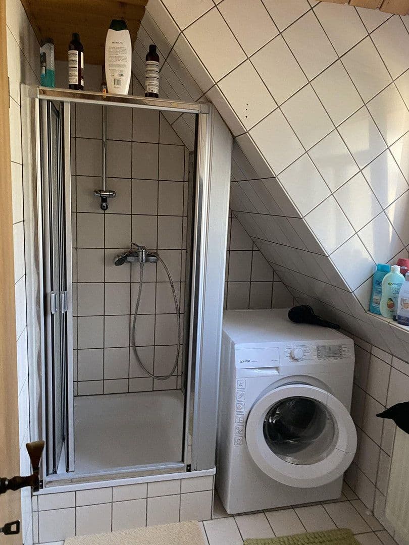 Pronájem bytu 6+1 116 m², Hauptstr.53, Dillenburg, Hessen Pronájem bytu 6+1 116 m², Hauptstr.53, Dillenburg, Hessen