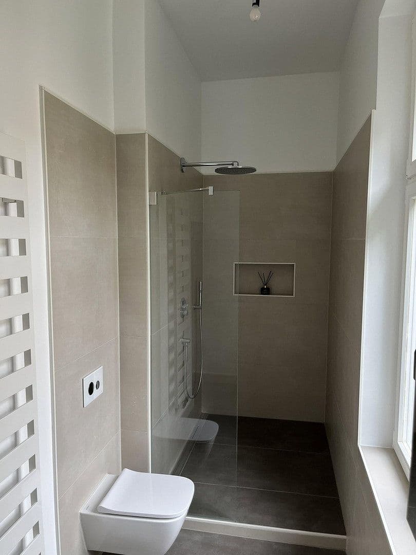 Prodej bytu 4+1 126 m², Berlin, Berlín Prodej bytu 4+1 126 m², Berlin, Berlín