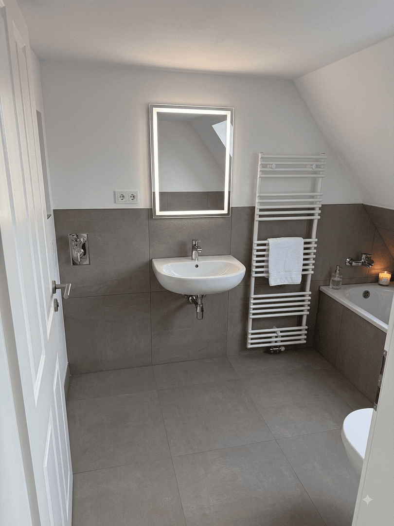 Pronájem bytu 4+kk 100 m², Maxener Straße 7, Dresden, Sasko Pronájem bytu 4+kk 100 m², Maxener Straße 7, Dresden, Sasko