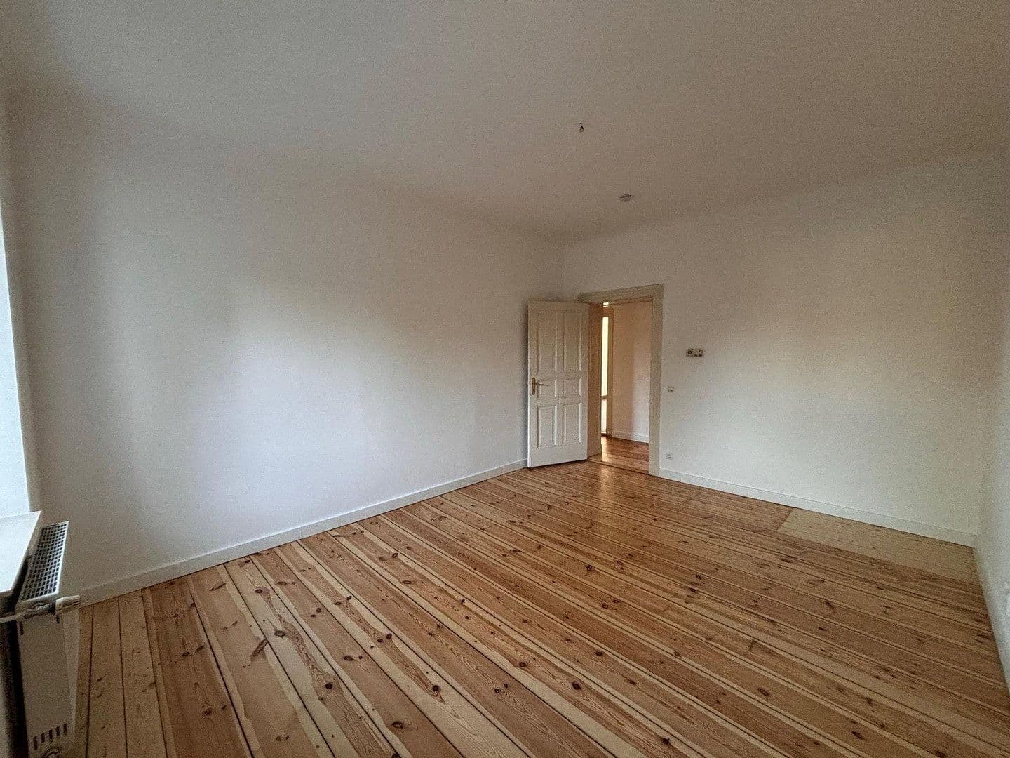 Pronájem bytu 2+1 59 m², Linderhofstraße 31, Berlin, Berlín Pronájem bytu 2+1 59 m², Linderhofstraße 31, Berlin, Berlín