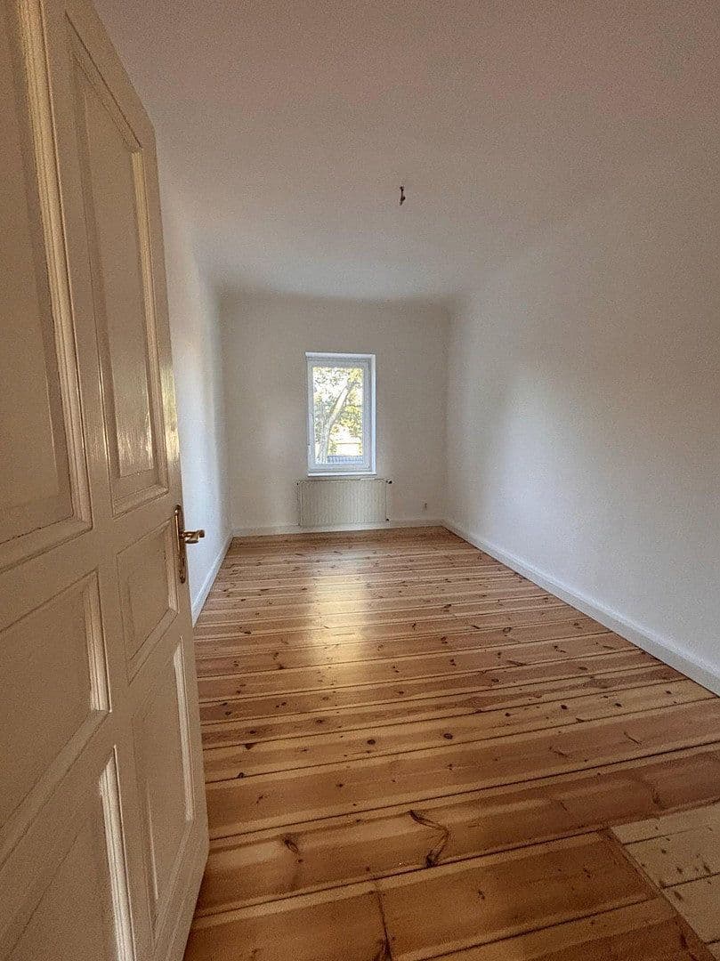 Pronájem bytu 2+1 59 m², Linderhofstraße 31, Berlin, Berlín Pronájem bytu 2+1 59 m², Linderhofstraße 31, Berlin, Berlín