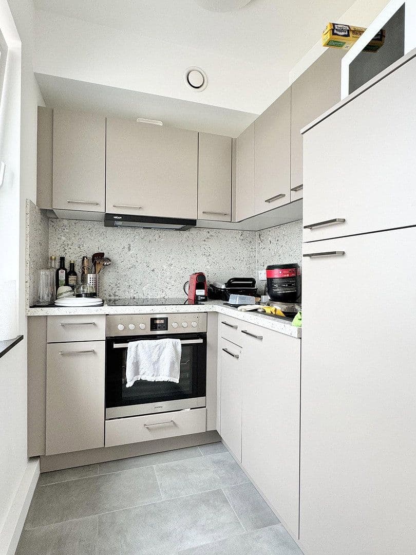 Pronájem bytu 2+1 39 m², Herforder Str. 210, Bielefeld, Severní Porýní-Vestfálsko Pronájem bytu 2+1 39 m², Herforder Str. 210, Bielefeld, Severní Porýní-Vestfálsko