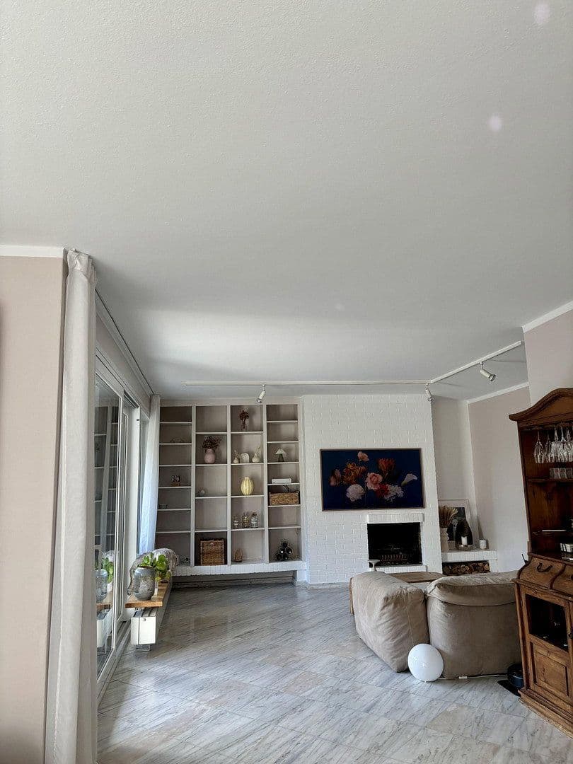 Prodej domu 178 m², pozemek 517 m², Hemmingen, Dolní Sasko Prodej domu 178 m², pozemek 517 m², Hemmingen, Dolní Sasko