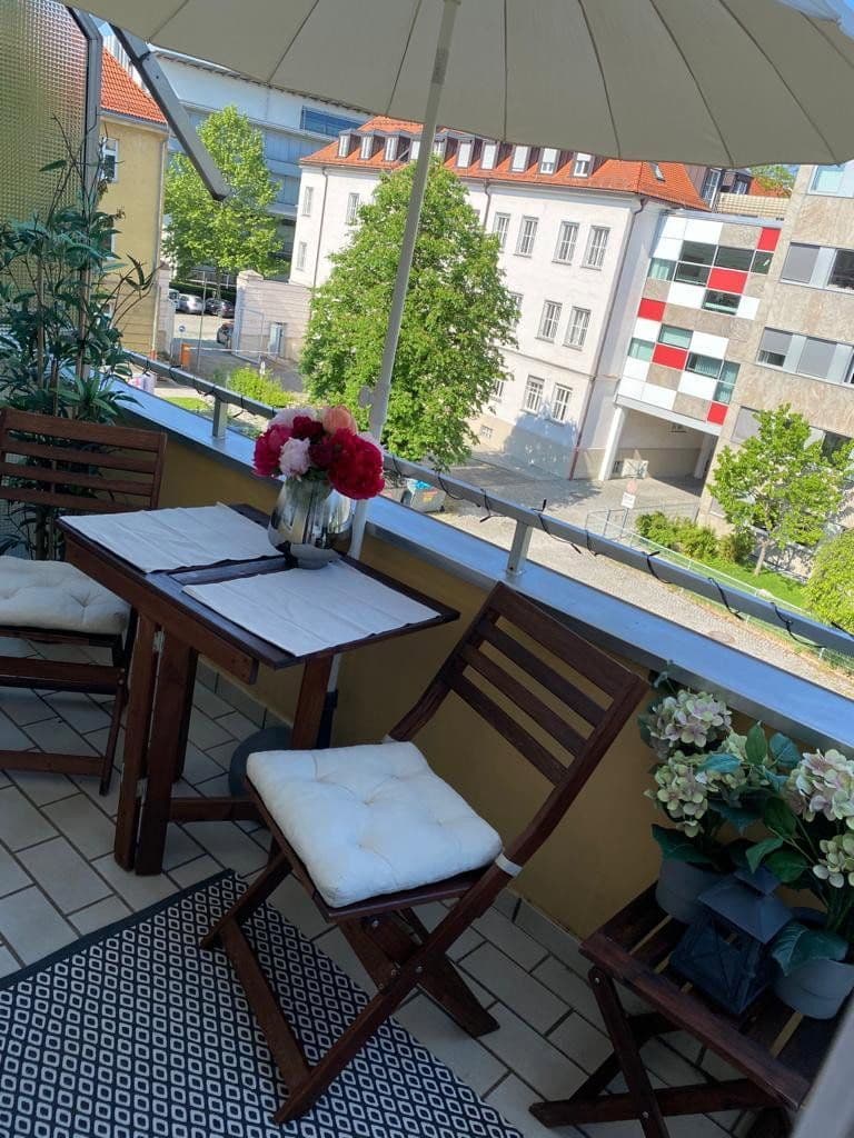 Pronájem bytu 1+1 42 m², Schellingstr. 153 B, München, Bavorsko Pronájem bytu 1+1 42 m², Schellingstr. 153 B, München, Bavorsko
