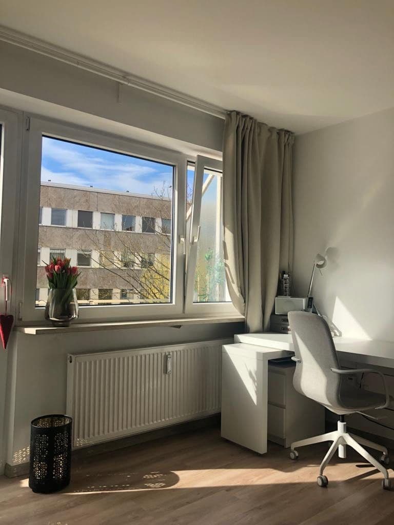 Pronájem bytu 1+1 42 m², Schellingstr. 153 B, München, Bavorsko Pronájem bytu 1+1 42 m², Schellingstr. 153 B, München, Bavorsko