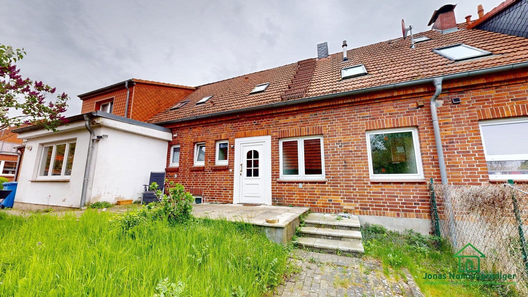 Prodej domu 113 m², pozemek 310 m², Hauptstraße 9 c, Leezen, Mecklenburg-Vorpommern Prodej domu 113 m², pozemek 310 m², Hauptstraße 9 c, Leezen, Mecklenburg-Vorpommern