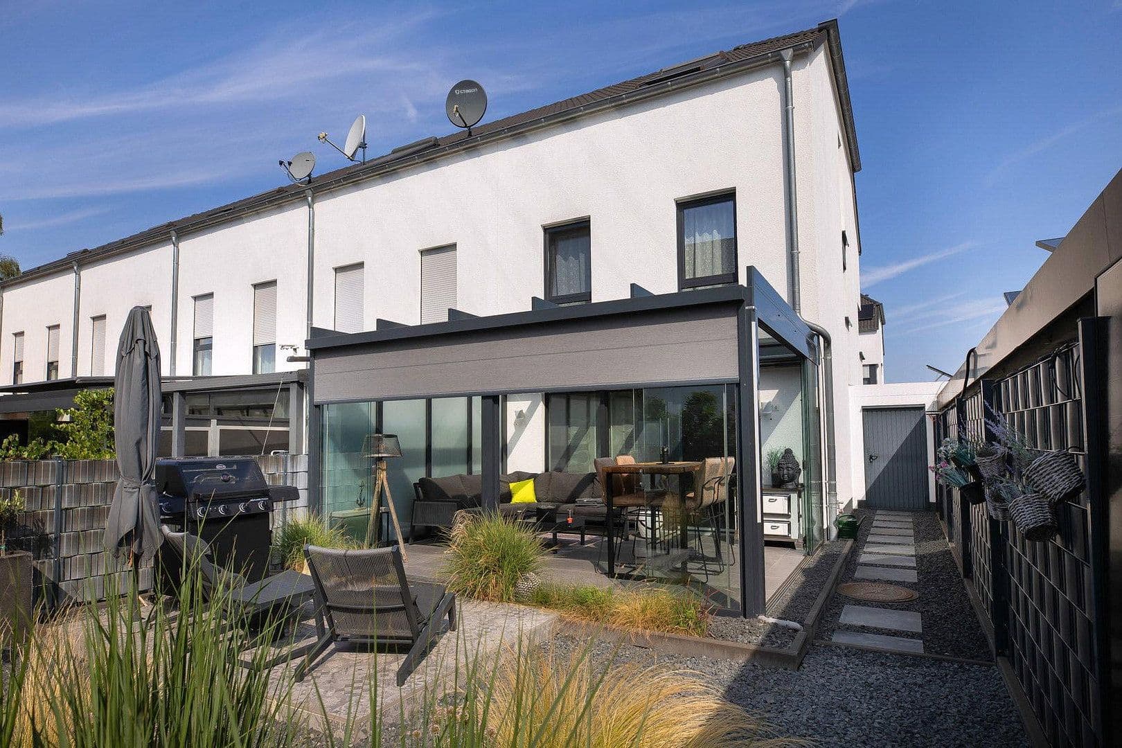 Prodej domu 134 m², pozemek 191 m², Langenfeld (Rheinland), Severní Porýní-Vestfálsko Prodej domu 134 m², pozemek 191 m², Langenfeld (Rheinland), Severní Porýní-Vestfálsko