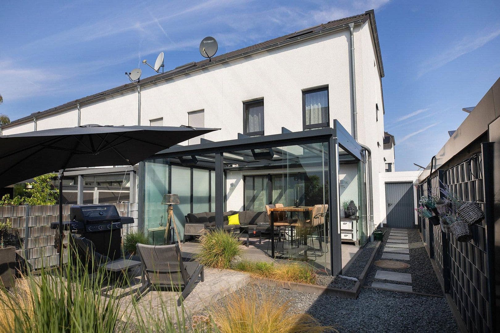 Prodej domu 134 m², pozemek 191 m², Langenfeld (Rheinland), Severní Porýní-Vestfálsko Prodej domu 134 m², pozemek 191 m², Langenfeld (Rheinland), Severní Porýní-Vestfálsko