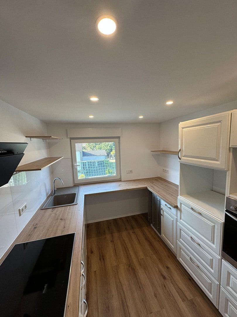 Pronájem bytu 3+1 75 m², Sankt-Peter-Weg 14, Schwerte, Severní Porýní-Vestfálsko Pronájem bytu 3+1 75 m², Sankt-Peter-Weg 14, Schwerte, Severní Porýní-Vestfálsko