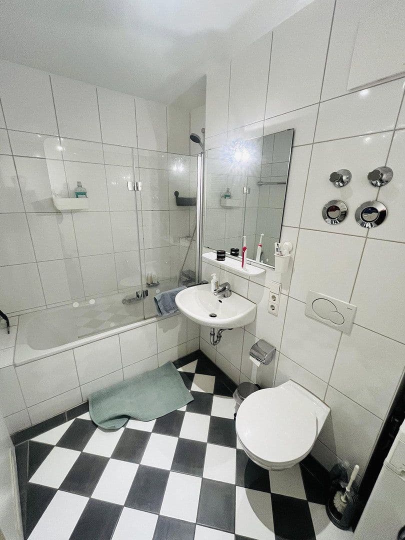 Prodej bytu 2+1 64 m², Wölflinstr. 3, Freiburg, Bádensko-Württembersko Prodej bytu 2+1 64 m², Wölflinstr. 3, Freiburg, Bádensko-Württembersko