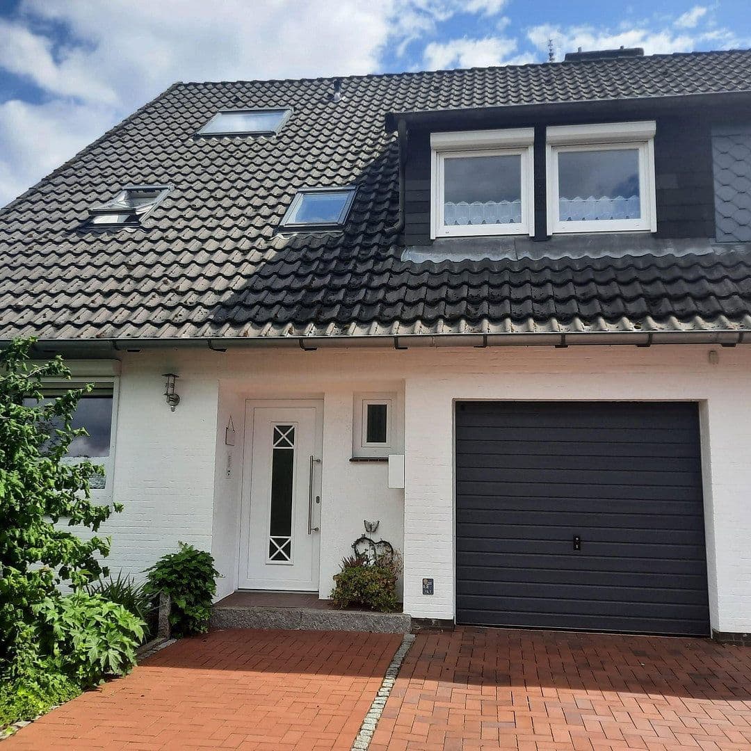 Prodej domu 180 m², pozemek 514 m², Ostpreußenstraße 8, Verden (Aller), Dolní Sasko Prodej domu 180 m², pozemek 514 m², Ostpreußenstraße 8, Verden (Aller), Dolní Sasko