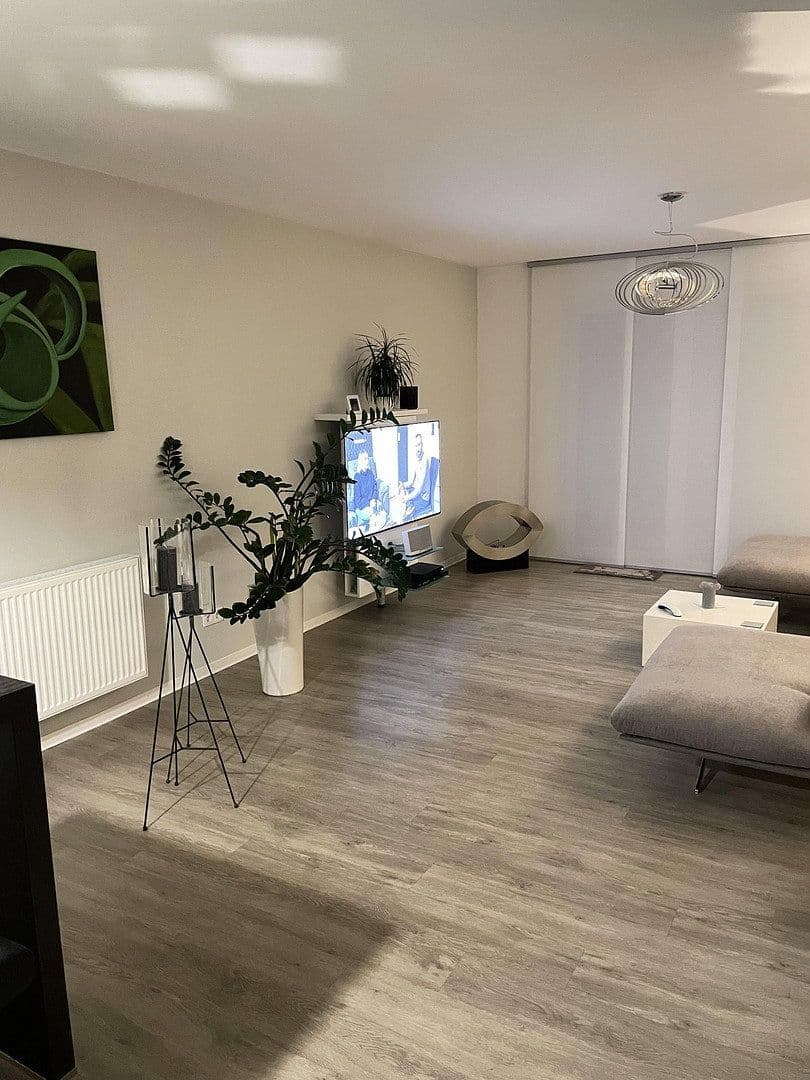 Prodej domu 87 m², pozemek 121 m², Frankenthal, Porýní-Falc Prodej domu 87 m², pozemek 121 m², Frankenthal, Porýní-Falc