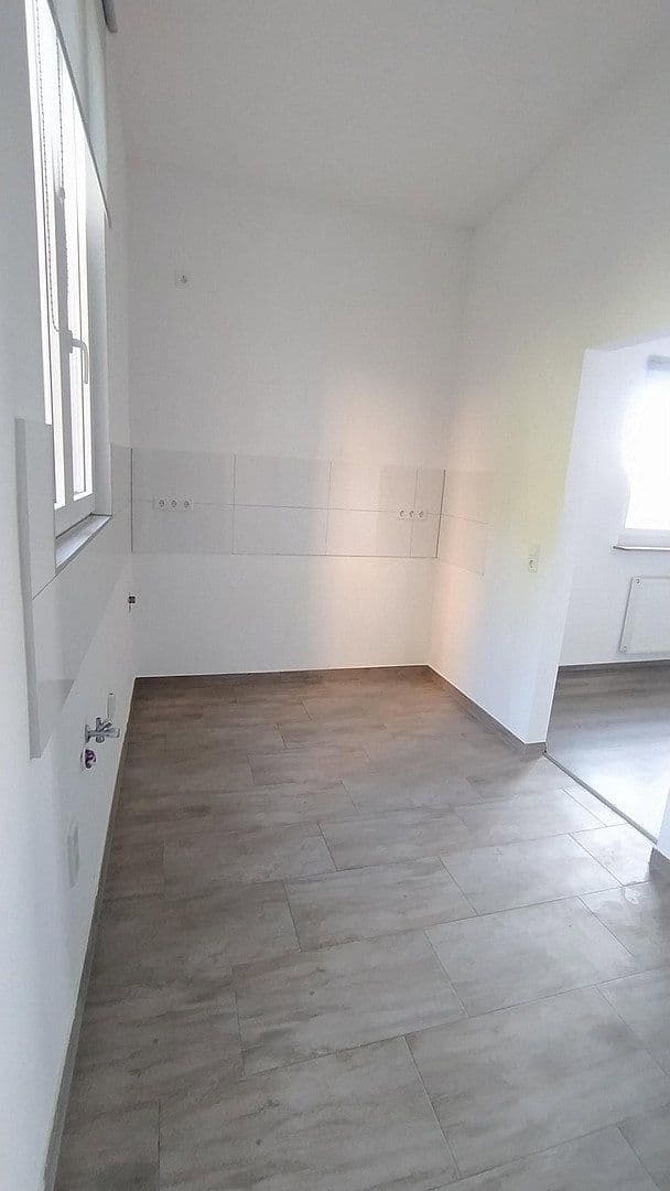 Prodej domu 340 m², pozemek 680 m², Solingen, Severní Porýní-Vestfálsko Prodej domu 340 m², pozemek 680 m², Solingen, Severní Porýní-Vestfálsko