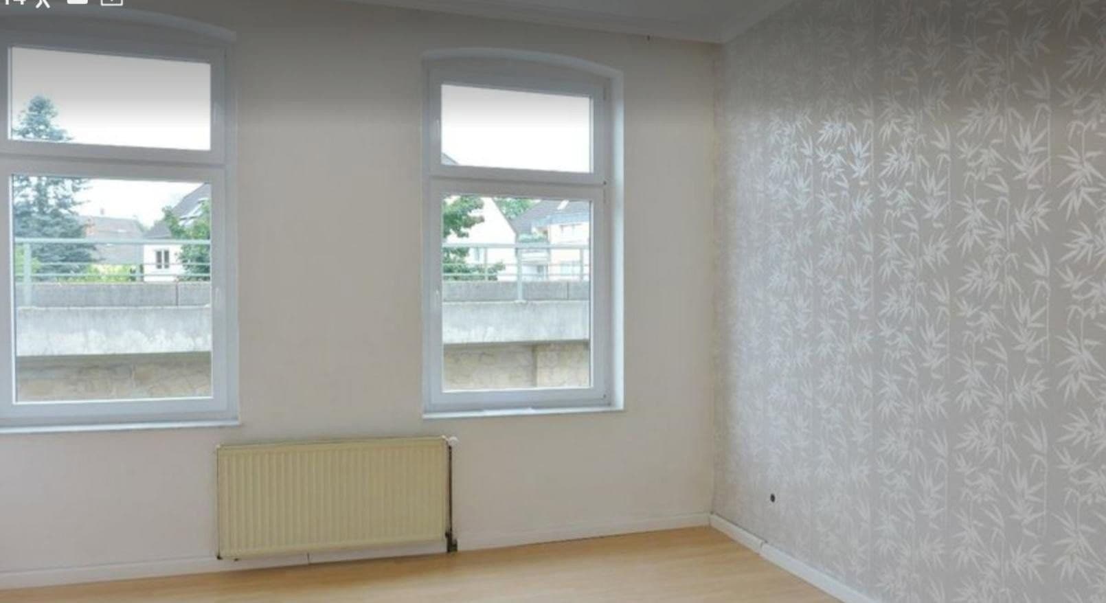 Prodej domu 340 m², pozemek 680 m², Solingen, Severní Porýní-Vestfálsko Prodej domu 340 m², pozemek 680 m², Solingen, Severní Porýní-Vestfálsko