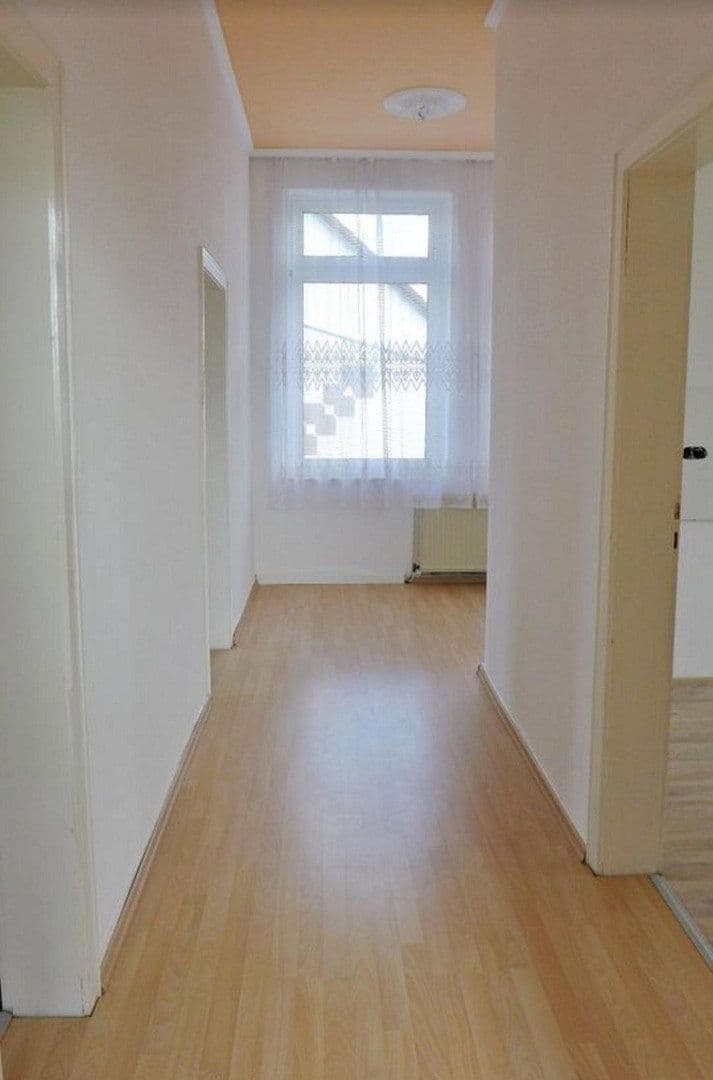Prodej domu 340 m², pozemek 680 m², Solingen, Severní Porýní-Vestfálsko Prodej domu 340 m², pozemek 680 m², Solingen, Severní Porýní-Vestfálsko