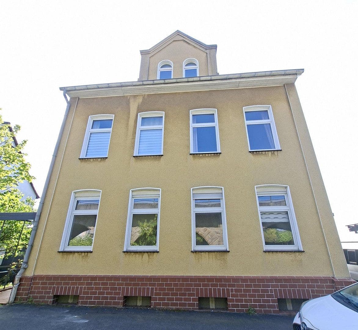 Prodej domu 340 m², pozemek 680 m², Solingen, Severní Porýní-Vestfálsko Prodej domu 340 m², pozemek 680 m², Solingen, Severní Porýní-Vestfálsko