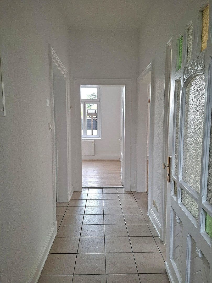 Prodej domu 340 m², pozemek 680 m², Solingen, Severní Porýní-Vestfálsko Prodej domu 340 m², pozemek 680 m², Solingen, Severní Porýní-Vestfálsko