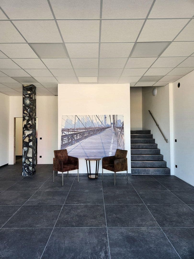 Pronájem kanceláře 750 m², Burgwedel, Dolní Sasko Pronájem kanceláře 750 m², Burgwedel, Dolní Sasko