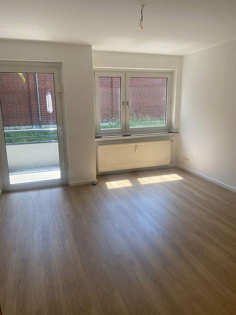 Pronájem bytu 3+1 65 m², Bahnhofstraße 98-100, Datteln, Severní Porýní-Vestfálsko Pronájem bytu 3+1 65 m², Bahnhofstraße 98-100, Datteln, Severní Porýní-Vestfálsko