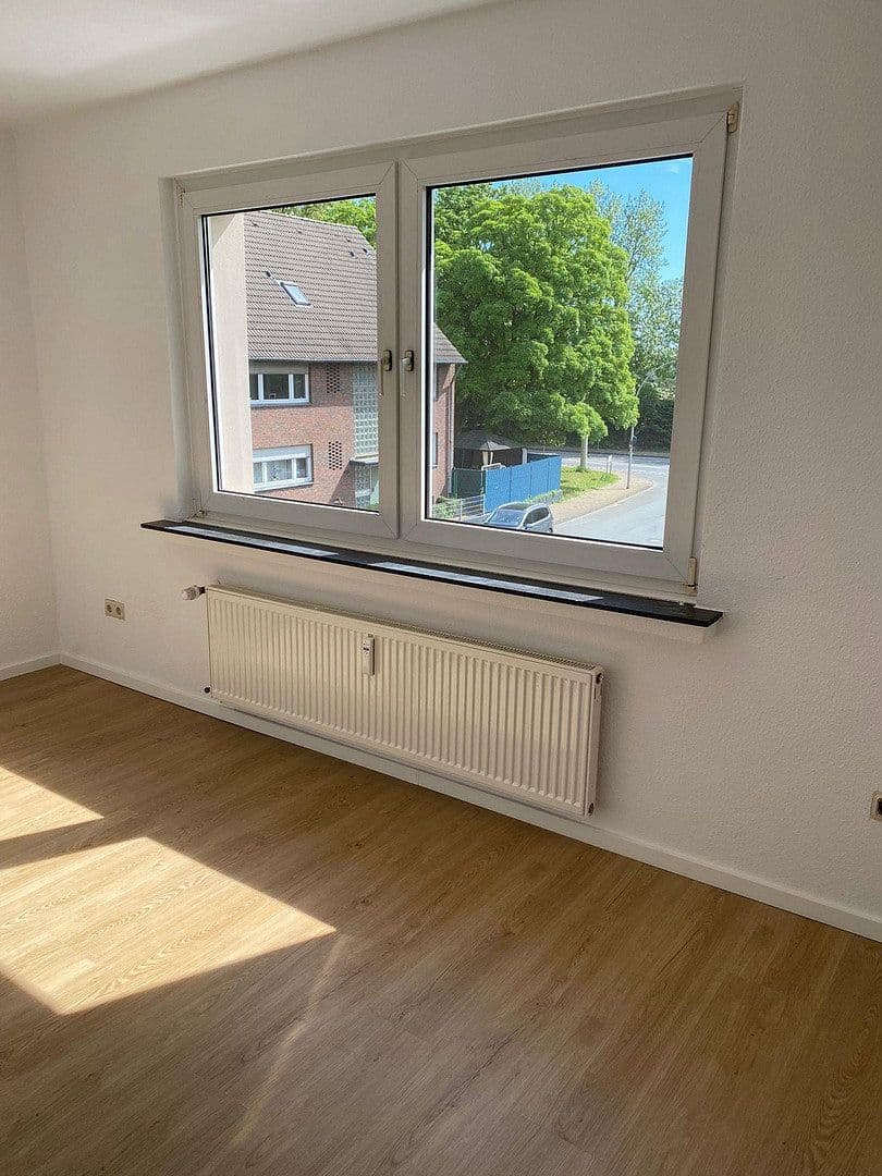 Pronájem bytu 3+1 65 m², Bahnhofstraße 98-100, Datteln, Severní Porýní-Vestfálsko Pronájem bytu 3+1 65 m², Bahnhofstraße 98-100, Datteln, Severní Porýní-Vestfálsko