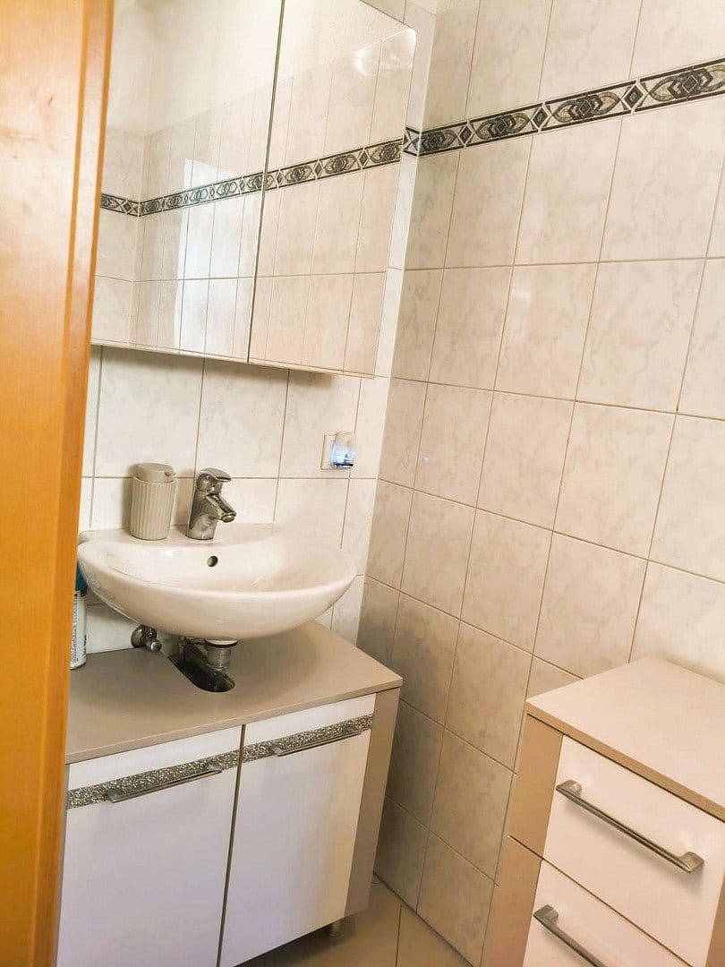 Prodej domu 138 m², pozemek 289 m², Ginsterweg 5, Erkrath, Severní Porýní-Vestfálsko Prodej domu 138 m², pozemek 289 m², Ginsterweg 5, Erkrath, Severní Porýní-Vestfálsko