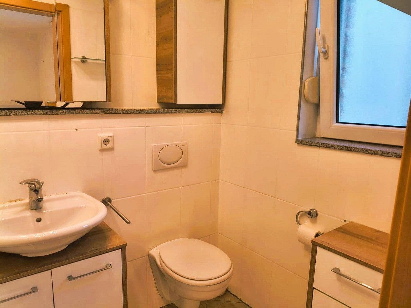Prodej domu 138 m², pozemek 289 m², Ginsterweg 5, Erkrath, Severní Porýní-Vestfálsko Prodej domu 138 m², pozemek 289 m², Ginsterweg 5, Erkrath, Severní Porýní-Vestfálsko