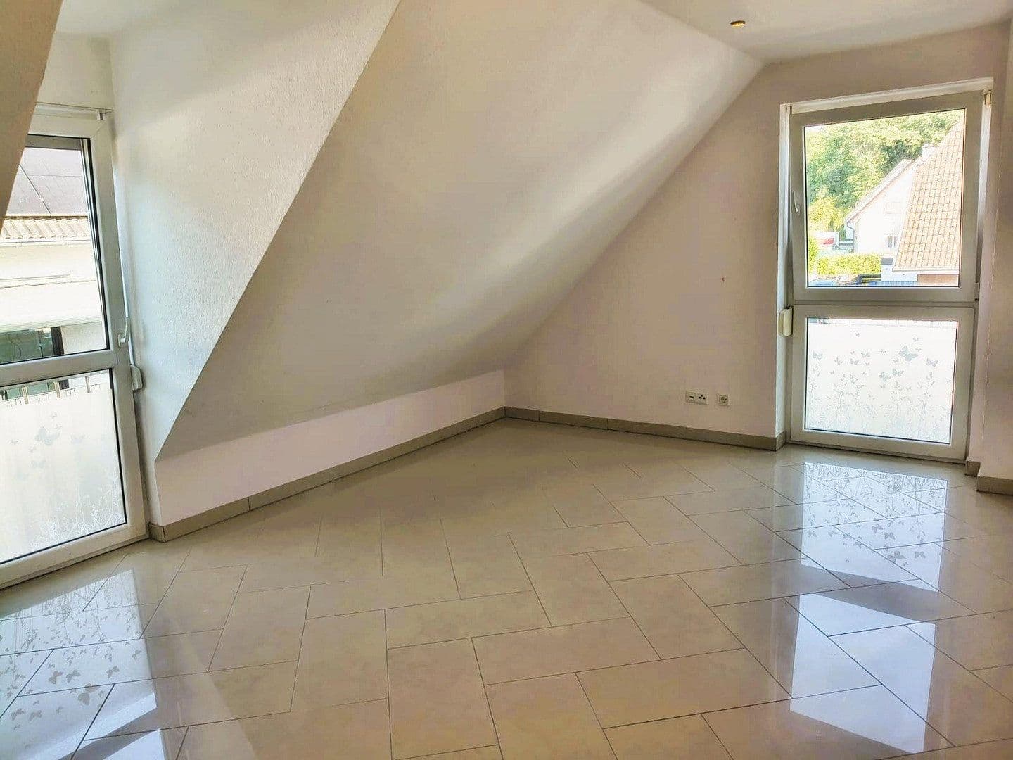 Prodej domu 138 m², pozemek 289 m², Ginsterweg 5, Erkrath, Severní Porýní-Vestfálsko Prodej domu 138 m², pozemek 289 m², Ginsterweg 5, Erkrath, Severní Porýní-Vestfálsko