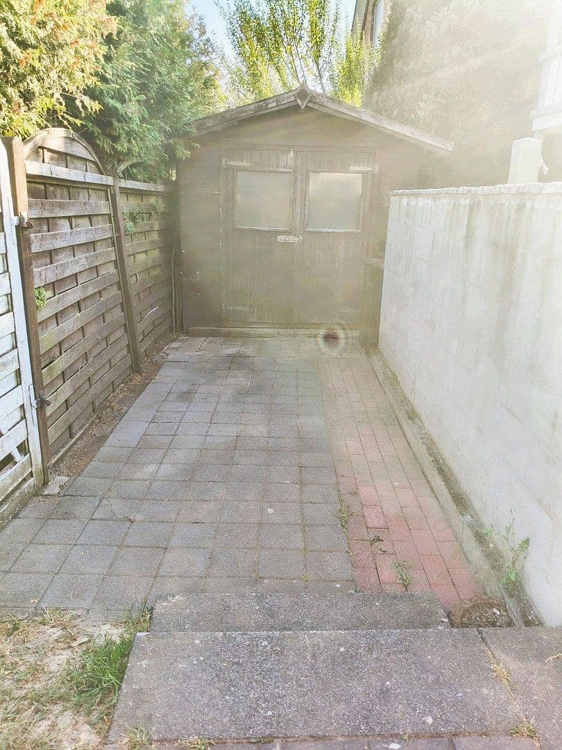 Prodej domu 138 m², pozemek 289 m², Ginsterweg 5, Erkrath, Severní Porýní-Vestfálsko Prodej domu 138 m², pozemek 289 m², Ginsterweg 5, Erkrath, Severní Porýní-Vestfálsko