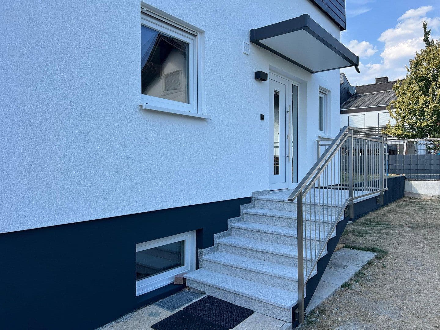 Prodej domu 136 m², pozemek 399 m², Am Belzbecker 13, Neu-Anspach, Hessen Prodej domu 136 m², pozemek 399 m², Am Belzbecker 13, Neu-Anspach, Hessen